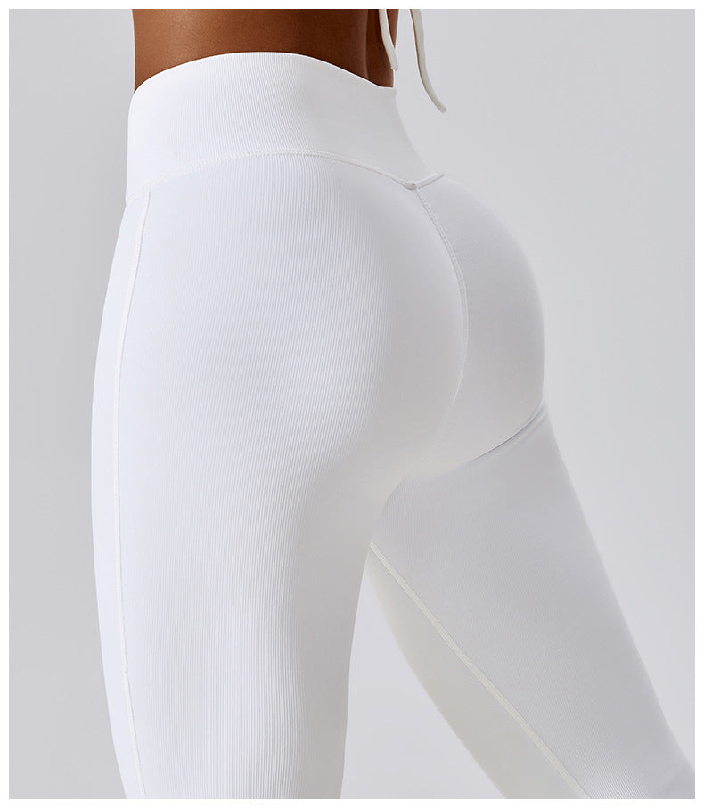 Pantalon évasé sculptant