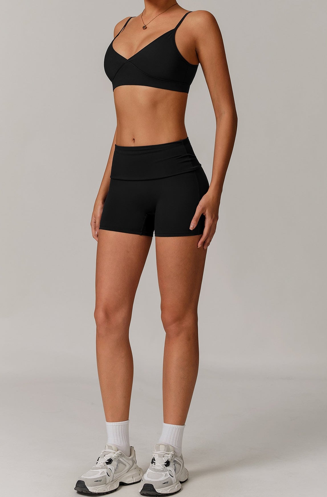 Short taille retroussée